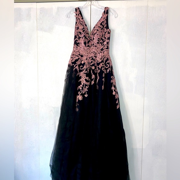 Jovani Dresses & Skirts - JOVANI prom dress.